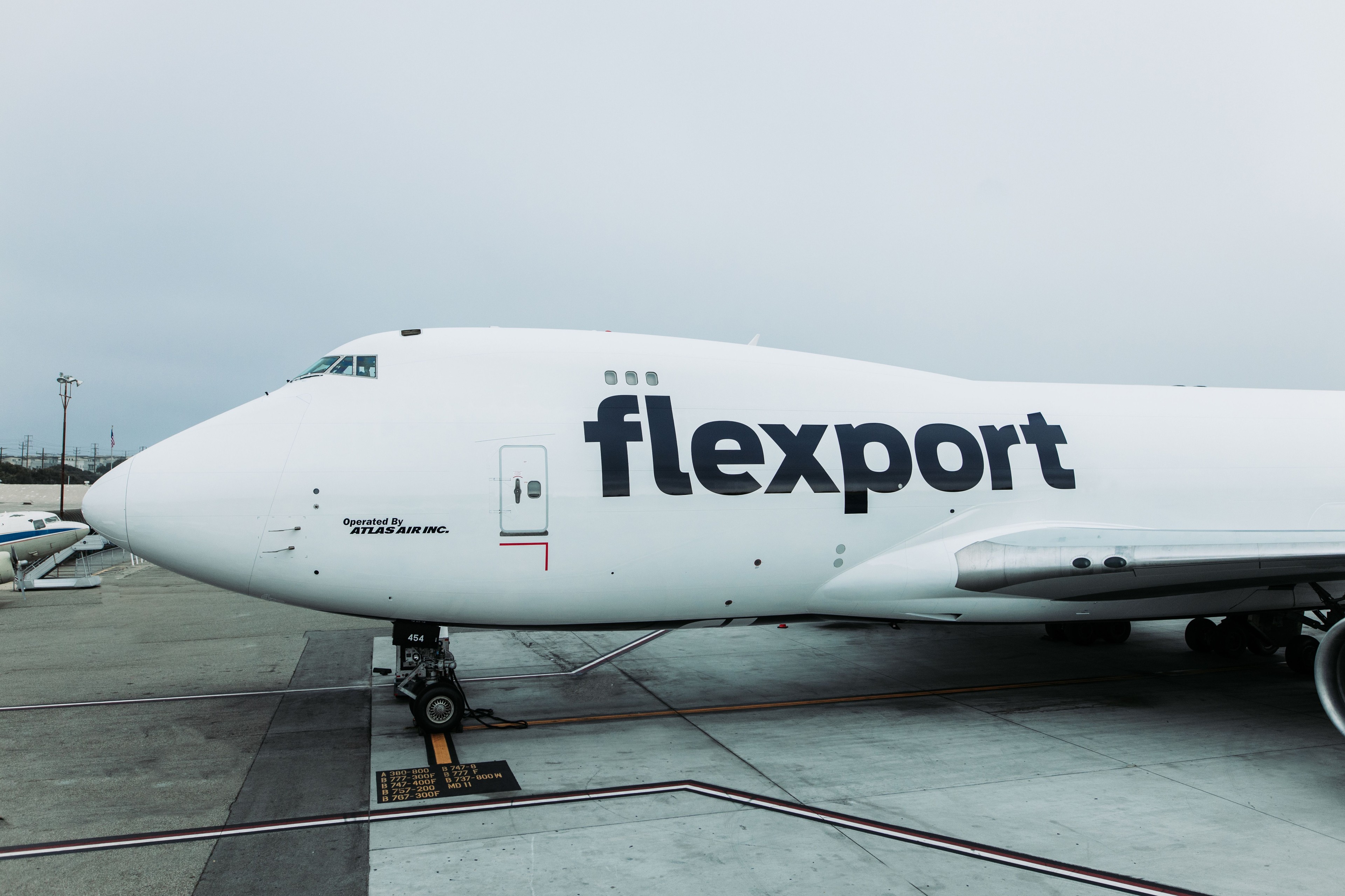 Flexport air freight airplane